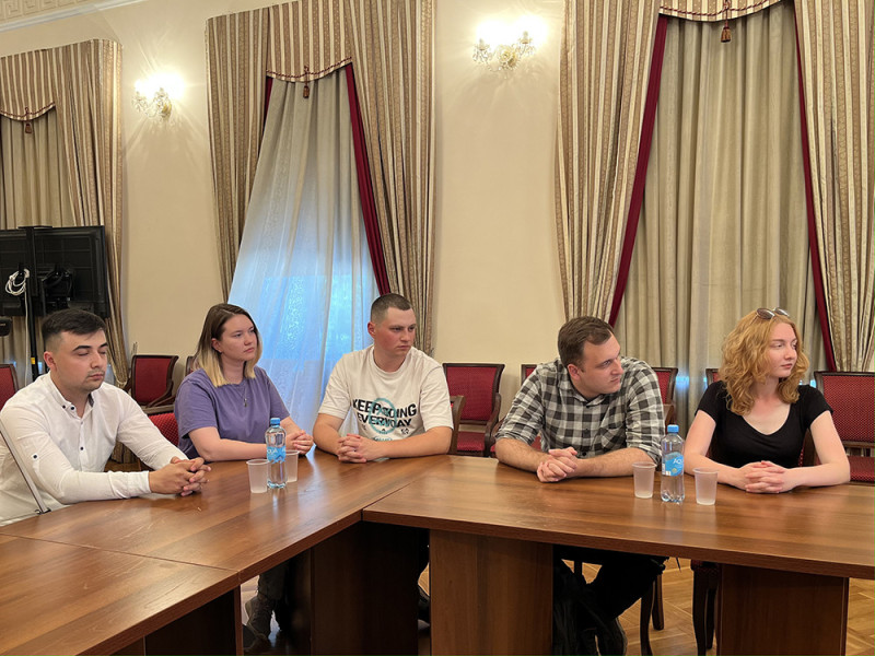Второе заседание Дискуссионного клуба евразийской молодежи