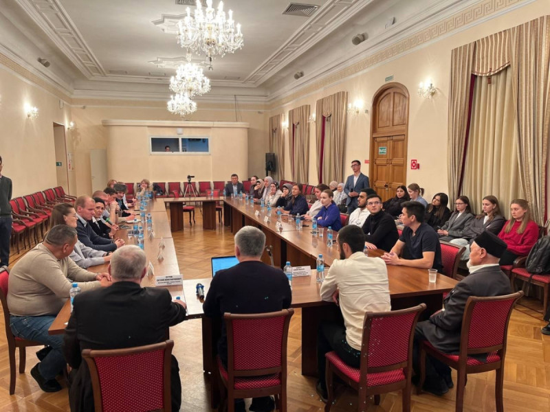 Третье заседание Дискуссионного клуба евразийской молодежи